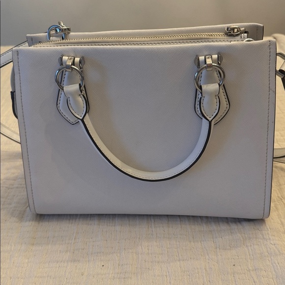 EUC! MICHAEL KORS Marilyn Medium Saffiano Leather Satchel - Picture 8 of 16